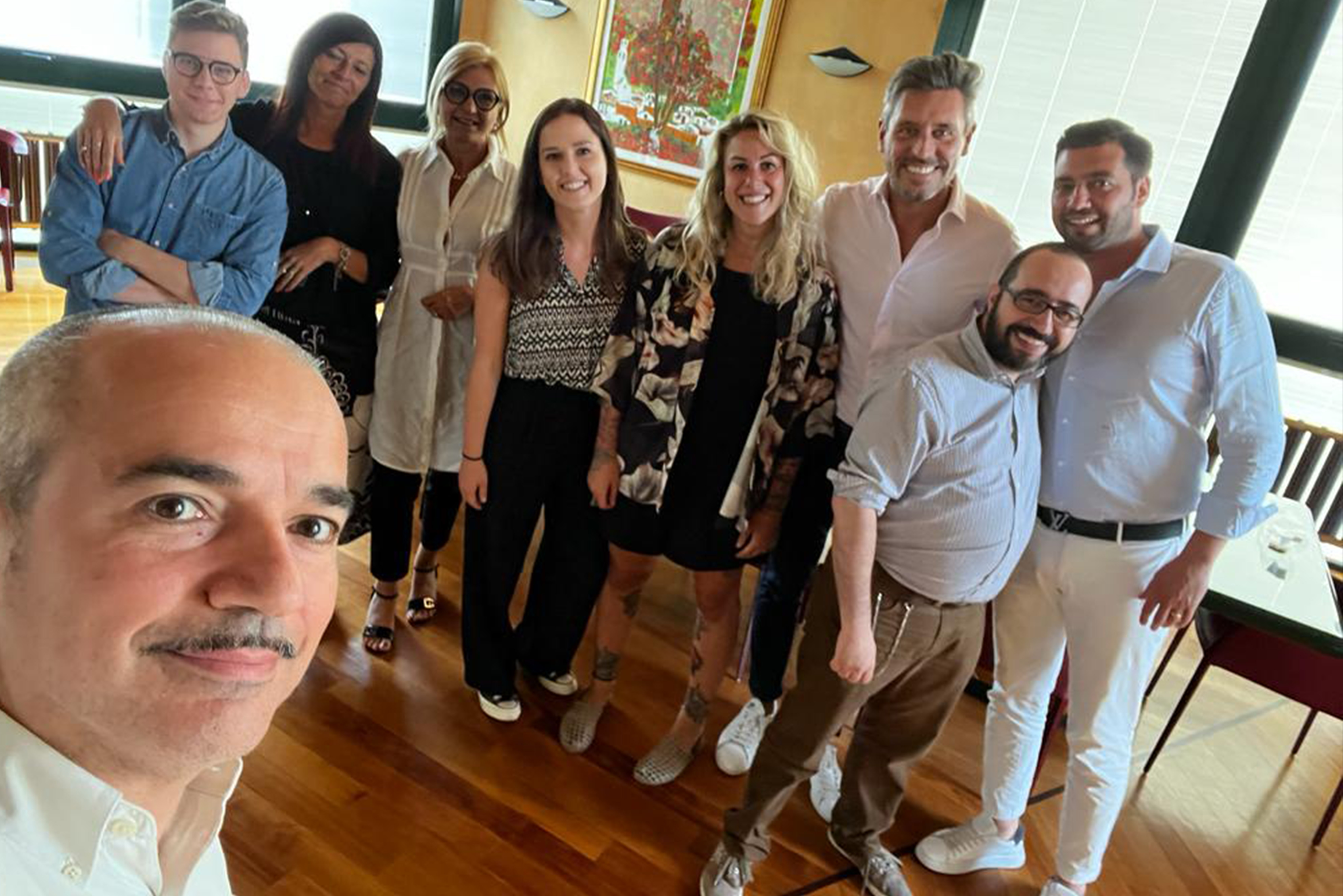 Il team di ATC - All Things Communicate insieme ai reparti marketing e sales di Fumagalli