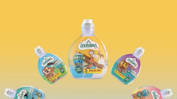 Le nuove sleeve delle bottiglie Levissima Issima Noi animali by Panini realizzate da ATC
