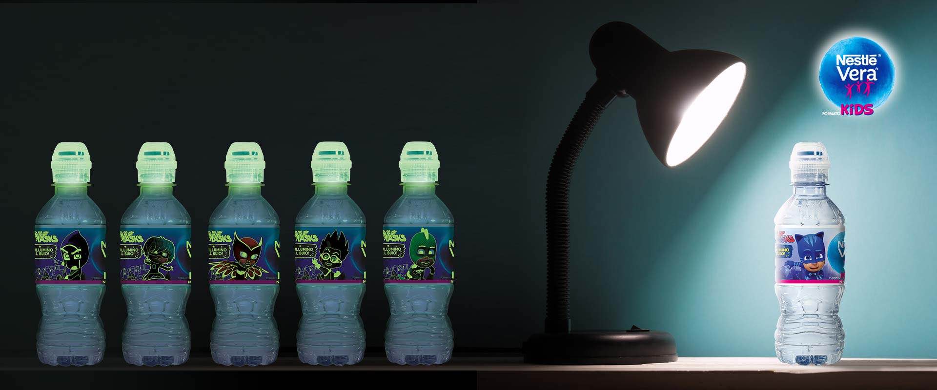Repackaging dei fardelli di acqua Nestlé Vera Kids PJmasks