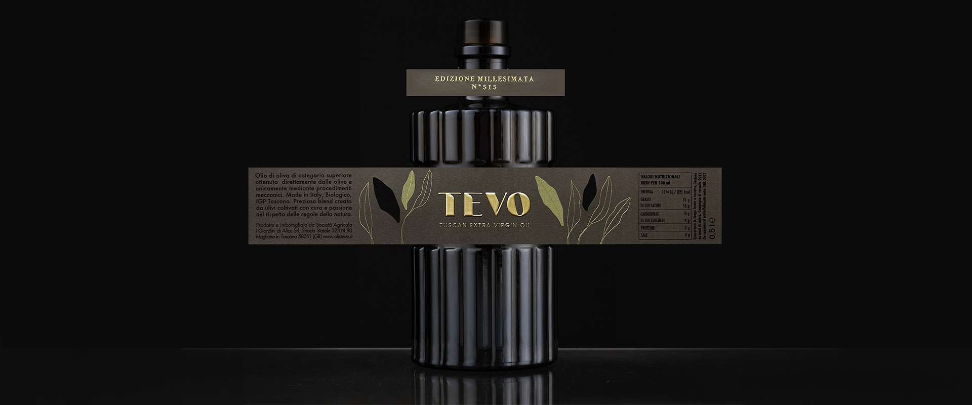 Le finiture di pregio della label olio Tevo realizzata da ATC e premiata al Vinitaly 2026